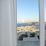 Plakes Luxury * Ermupoli