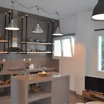 Plakes Luxury Apartament Ermupoli