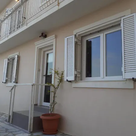 Apartament Plakes Luxury Ermupoli
