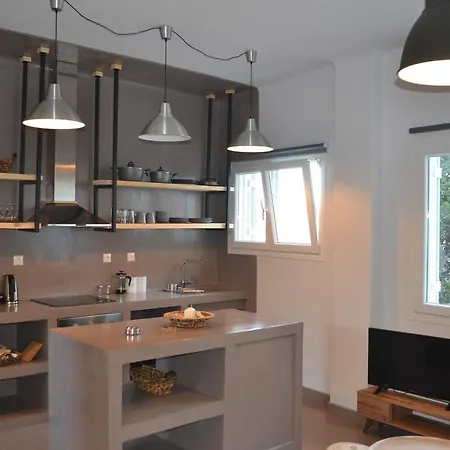 Plakes Luxury Apartment Ermoupoli