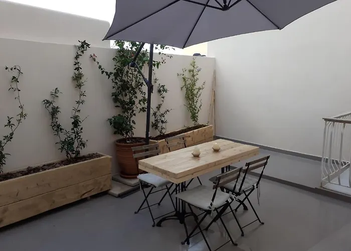 Plakes Luxury Hermópolis